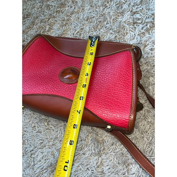 Vintage Dooney & Bourke Red & Brown "All Weather Leather" Shoulder Bag - Picture 10 of 11